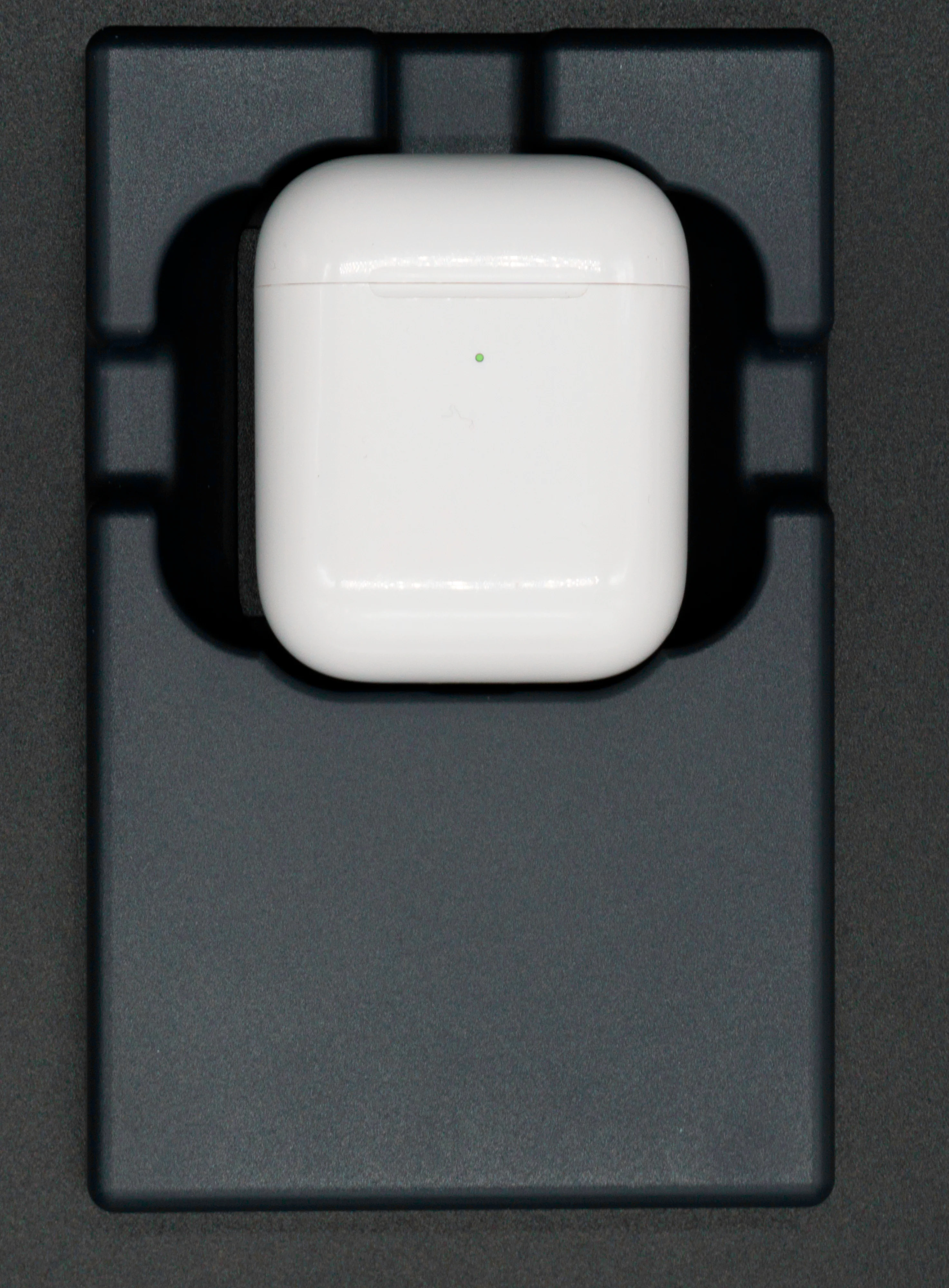 AirPod-Houder voor Tesla: Draadloos Opladen tijdens Rijden - Duurzaam & Universeel - Image 6