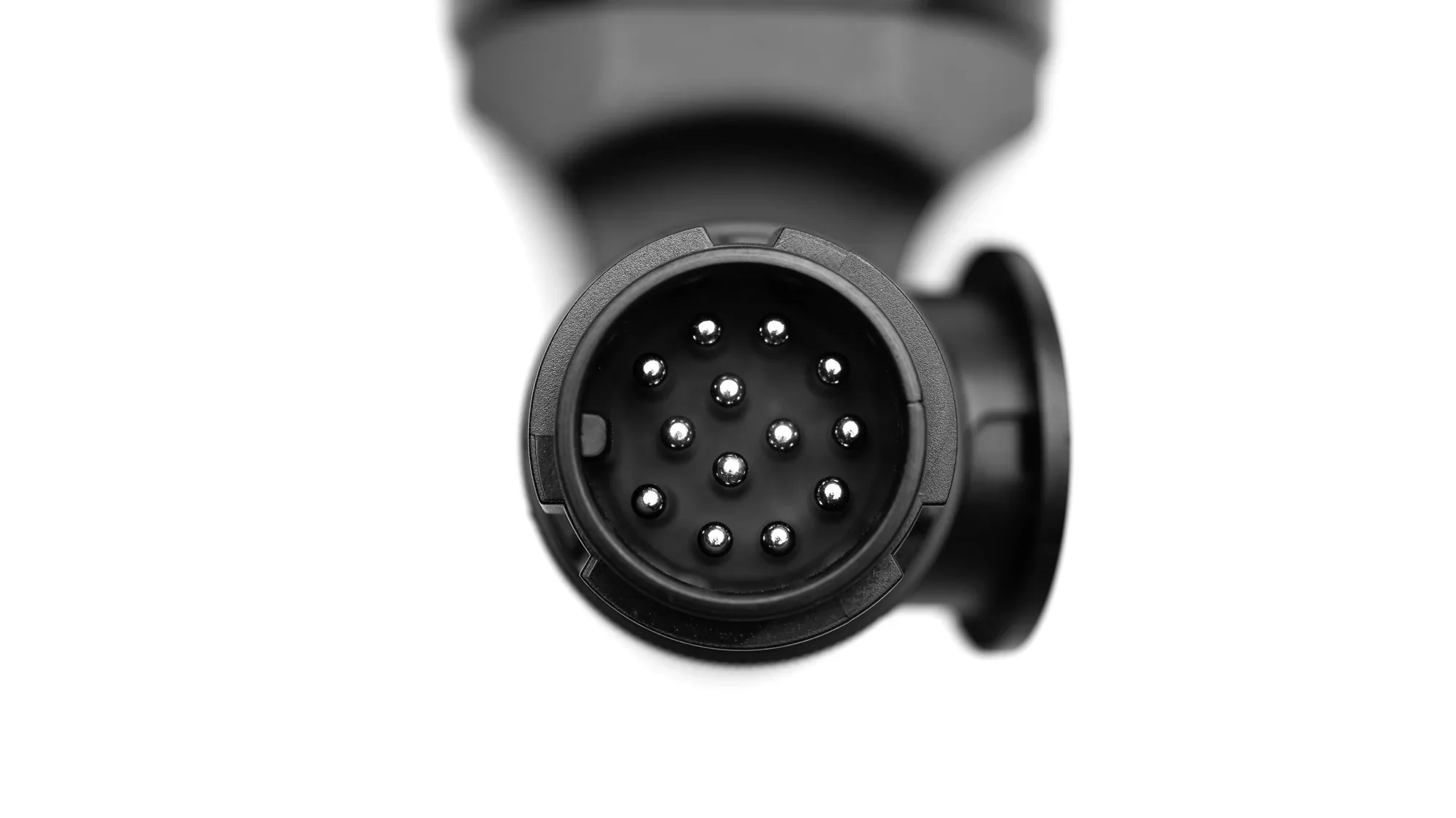 Tesla Model 3 Trekhaak Stekker Adapter - Image 2