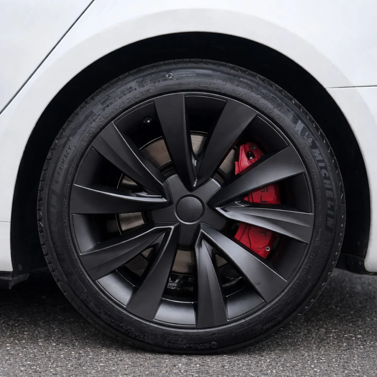 Tesla Model 3 Wieldoppen 18 inch Stiletto - Image 3