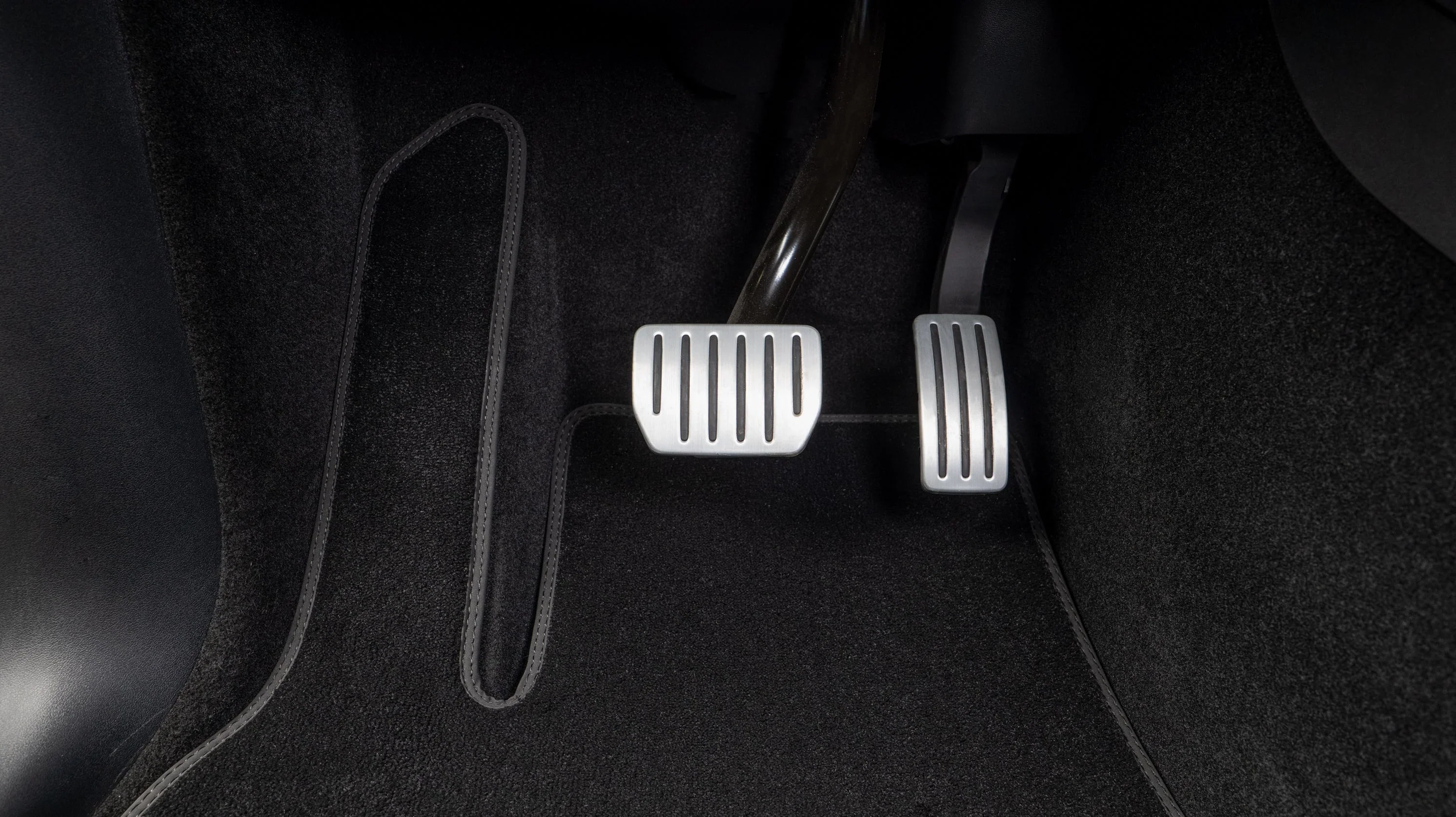 Tesla Model Y Vloermatten Premium Velours - Image 3