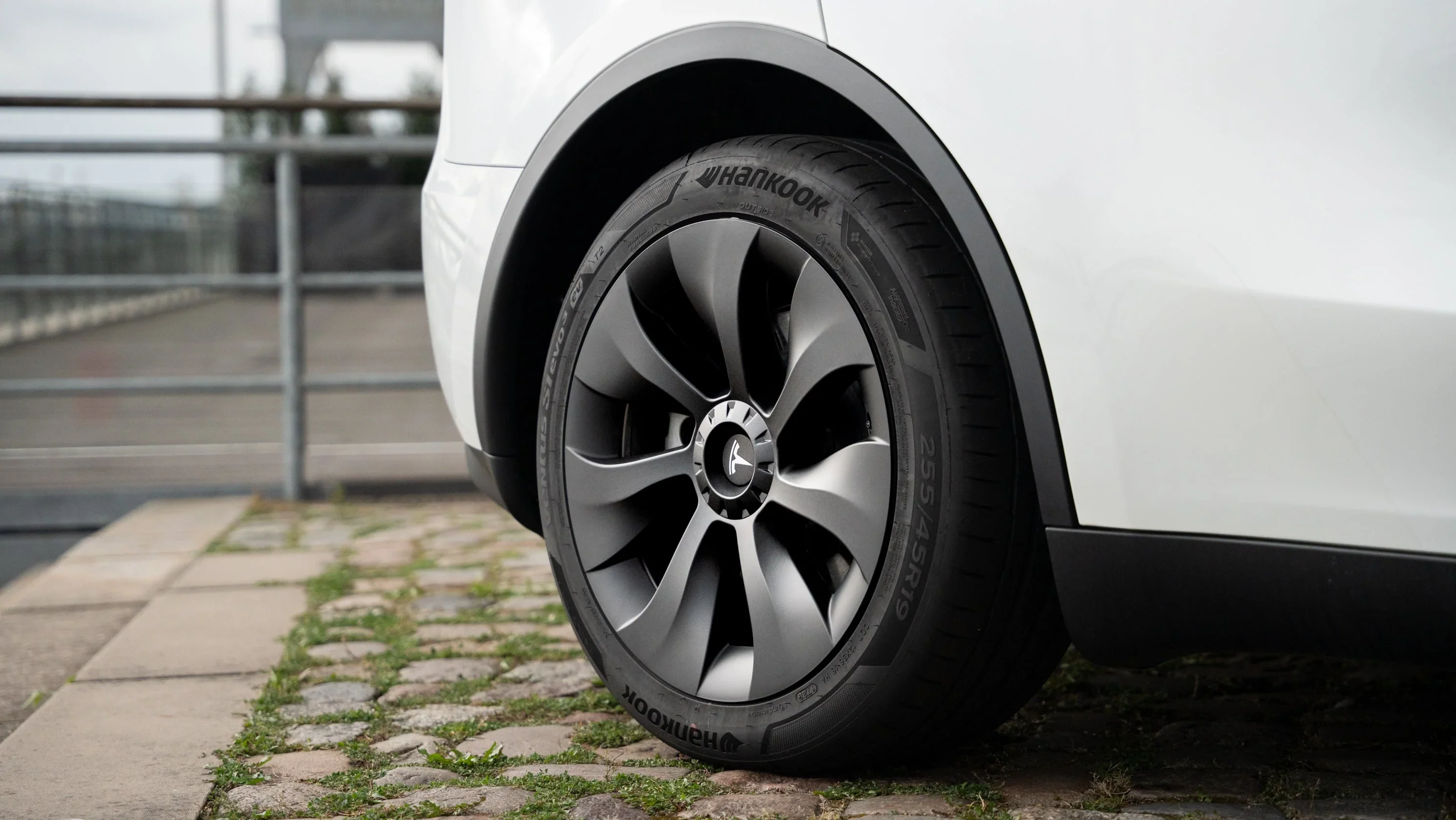 Wieldoppen Tesla Model Y 19 Inch Turbine Turbo - Image 3
