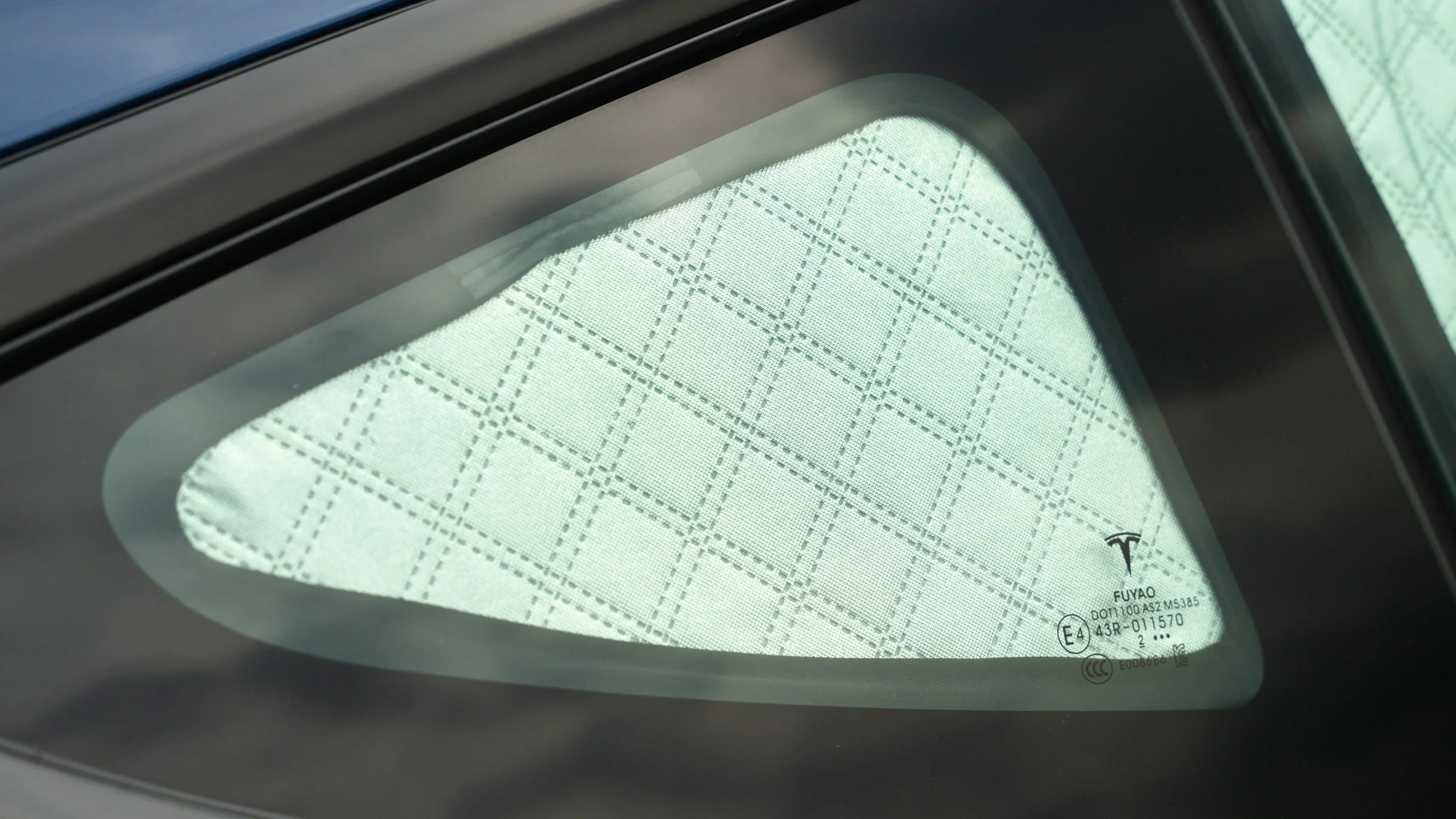 Zonnescherm Tesla Model 3 zijruiten en achterruit - Image 4
